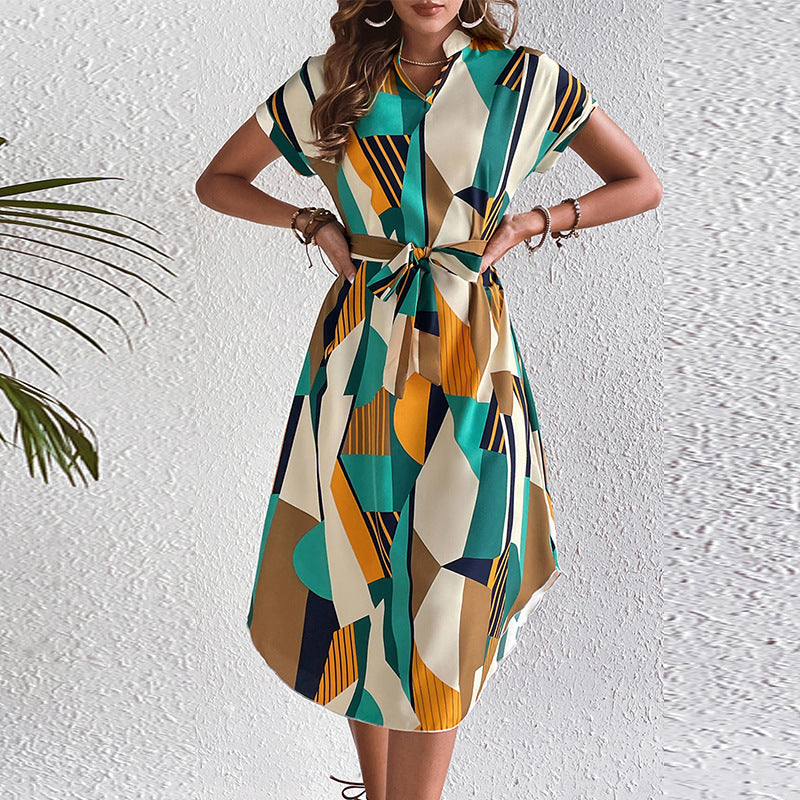 Damen Maxikleid mit geometrischem Design und Taillengürtel Drune