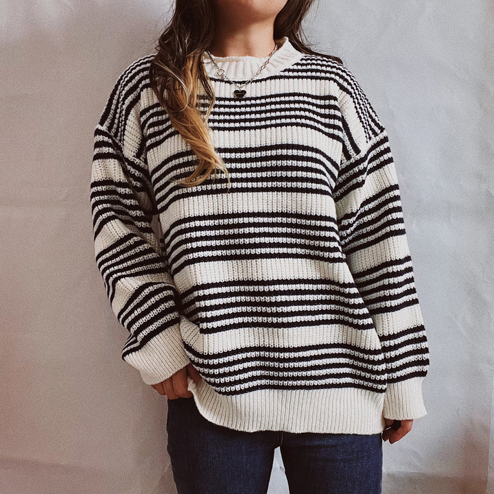 Damen lässiger Strickpullover mit breiten Streifen und überschnittenen Schultern Drune