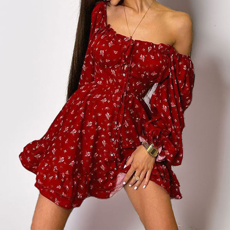 Damen Minikleid mit schulterfreiem Design und rüschengeschichtetem Saum Drune