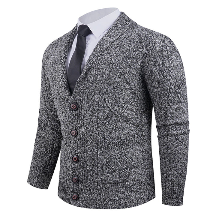 Herren nan Strickcardigan mit Schalkragen, Zopfmuster, aufgesetzten Taschen und Knopfleiste Drune