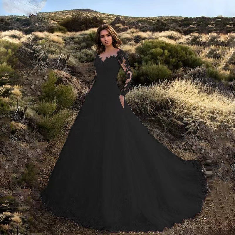Elegantes Damen Hochzeitskleid mit Spitzenverarbeitung & voluminösem Rock für Hochzeit | Drune