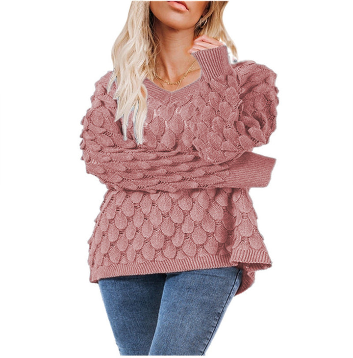 Damen Grobstrickpullover mit skulpturalem Wellenmuster und V-Ausschnitt Drune