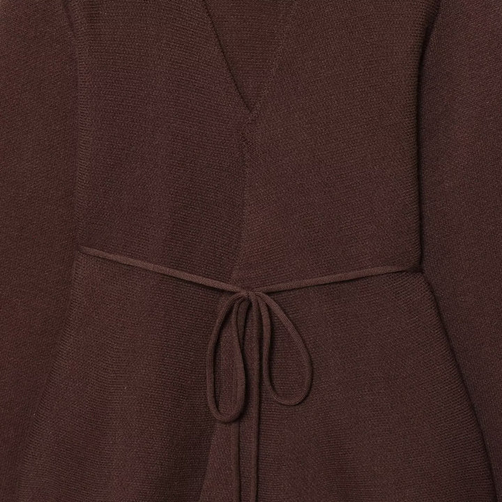 Damen Strickjacke mit eleganter Taillierung und V-Ausschnitt Drune