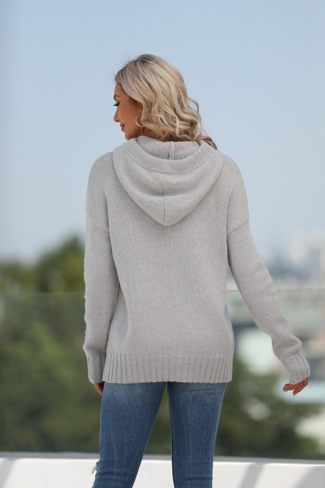 Damen kuscheliger Hoodie mit Kängurutasche und elegantem Halsausschnitt Drune