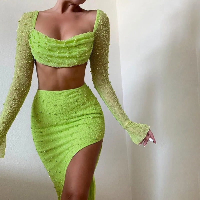 Damen Elegantes Crop-Top mit langen, transparenten Ärmeln und funkelnden Akzenten Drune