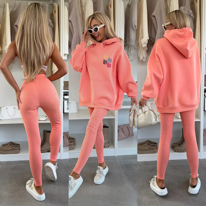 Damen Oversized Hoodie mit buntem Logo und bequemen Leggings Drune