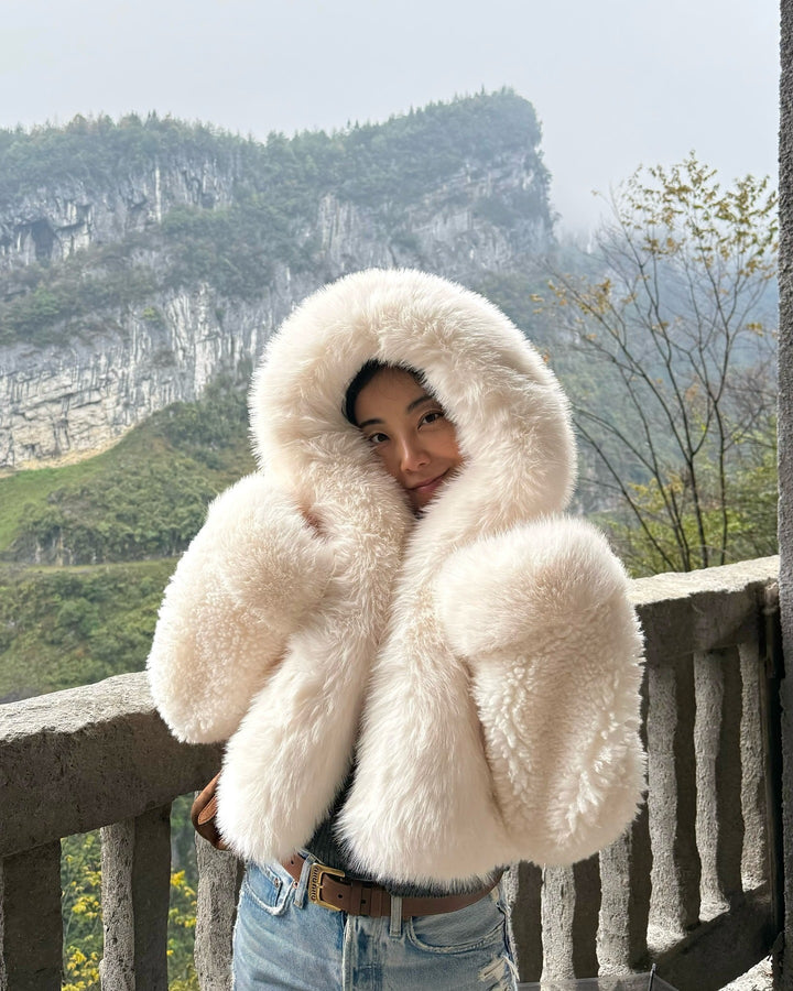 Damen Kunstfelljacke mit luxuriösem Kapuzendesign Drune