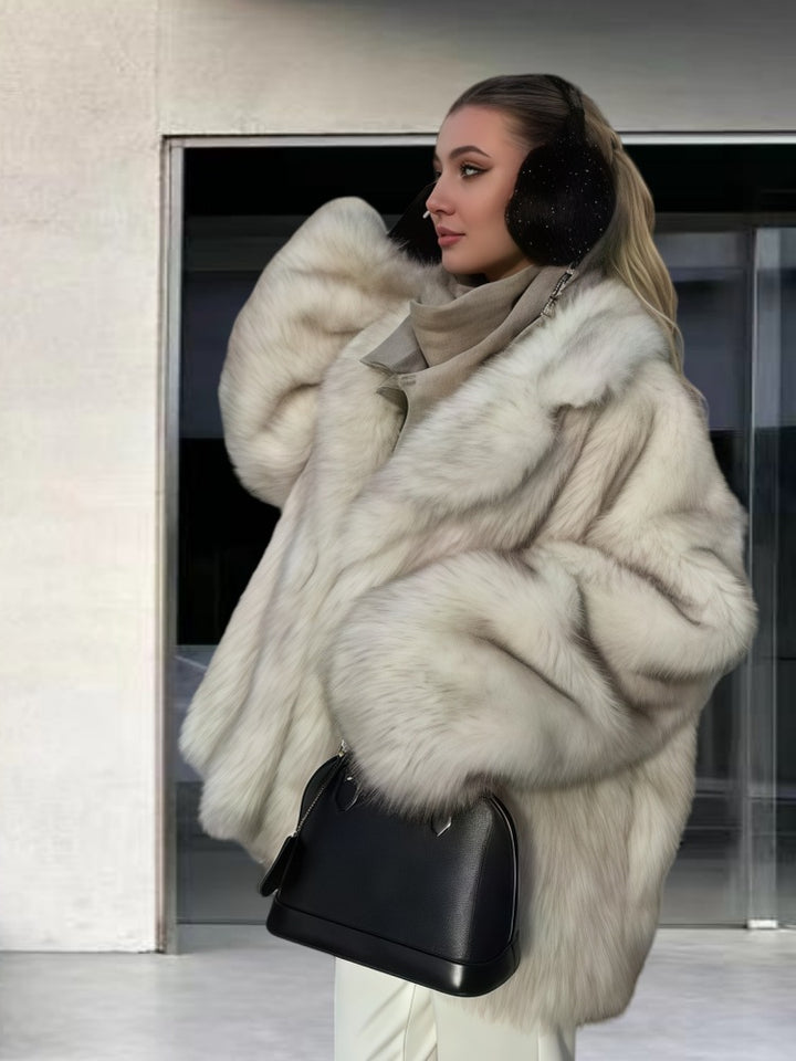 Damen luxuriöse Kunstpelzjacke mit funkelnden Akzenten Drune
