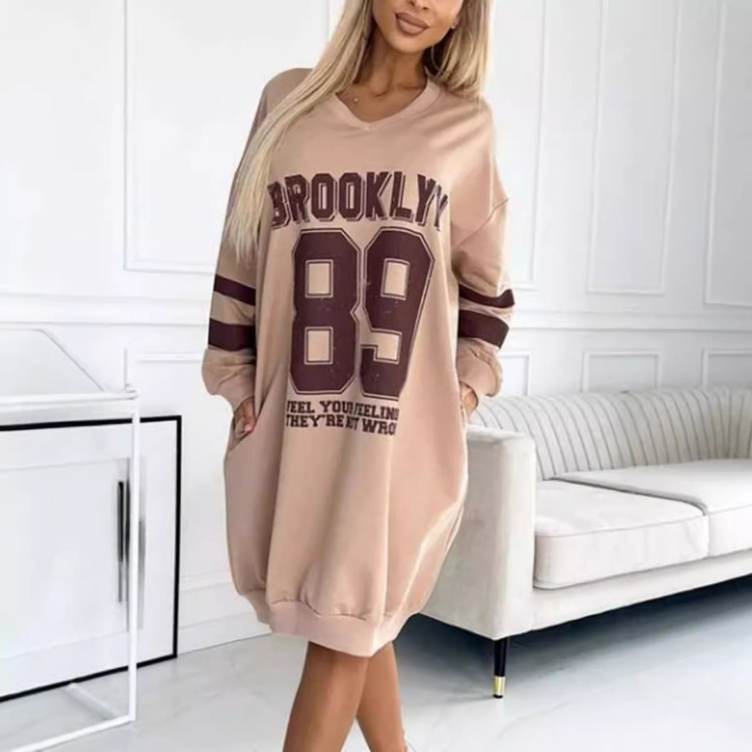 Damen lässiges oversized Sportkleid mit V-Ausschnitt und kontrastierenden Ärmeln Drune