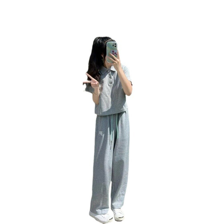 Damen sportliches Set mit kurzem Oberteil und Jogginghose Drune