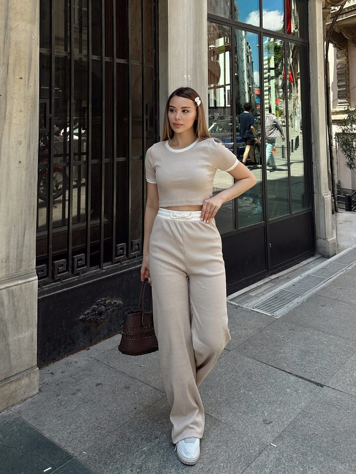 Damen lässiges Lounge-Set mit cropped Oberteil und weitem Hosenbereich Drune