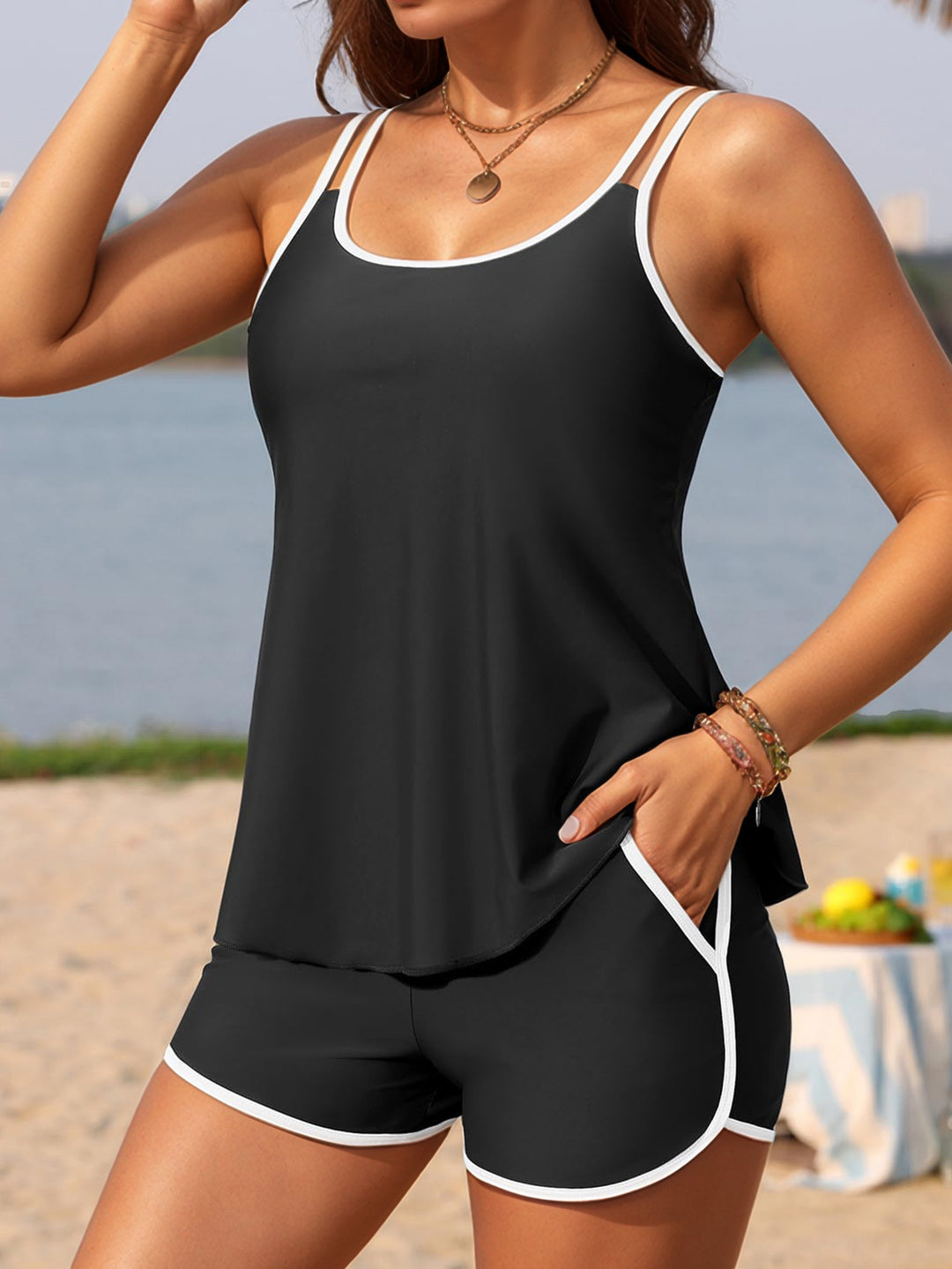 Damen Sport-Badeanzug-Set mit lässigem Oberteil und Shorts Drune