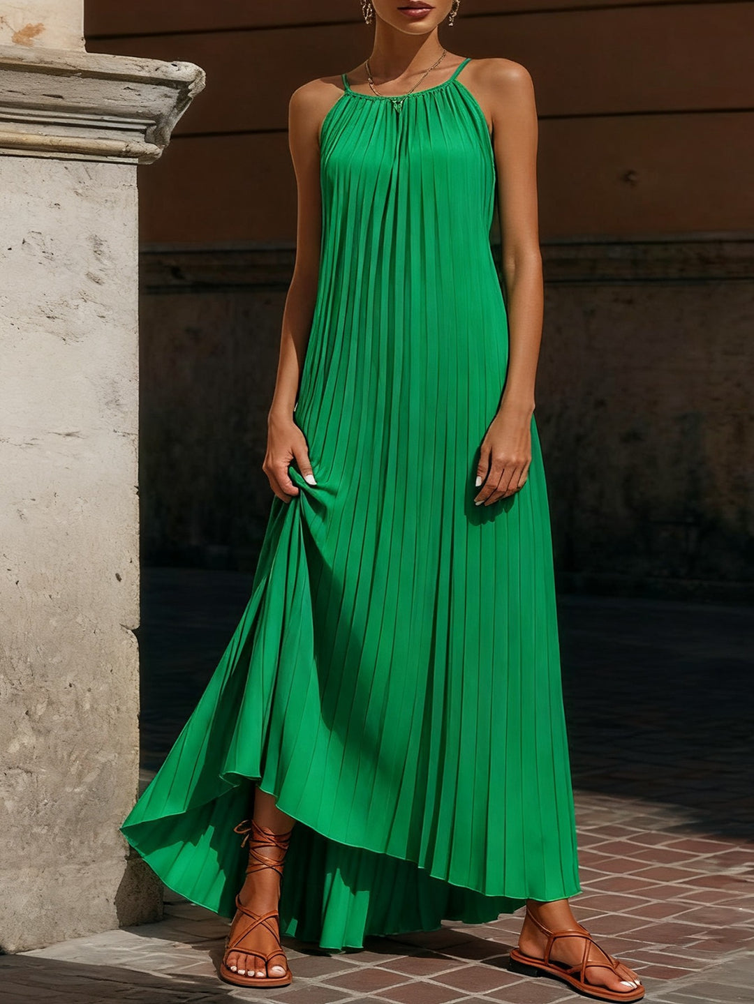 Damen Plissiertes Maxikleid mit verstellbaren Spaghetti-Trägern Drune