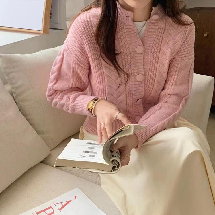 Damen gemütlicher Strickcardigan mit geflochtenem Muster und großen Knöpfen Drune