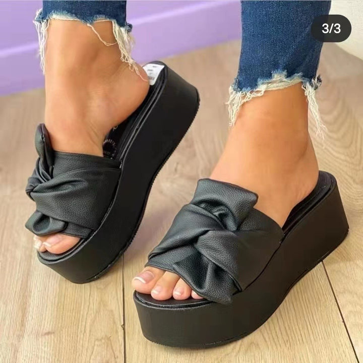 Damen Wedge-Pantoletten mit stilvollem Knotendesign und rutschfester Sohle Drune