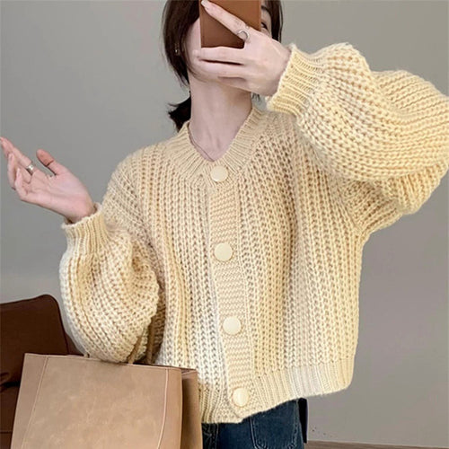 Damen Grobstrickjacke mit großen Knöpfen und lässigem Schnitt Drune