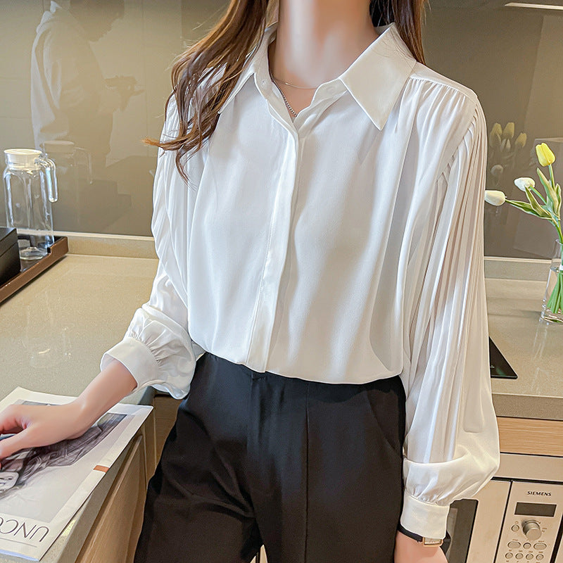 Damen Bluse mit eleganten Rüschenärmel und feinen Knopfdetails Drune