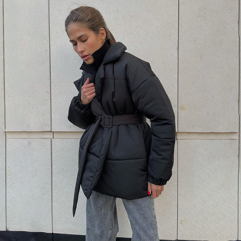 Damen modische Steppjacke mit Gürtel und elegantem Kragen Drune