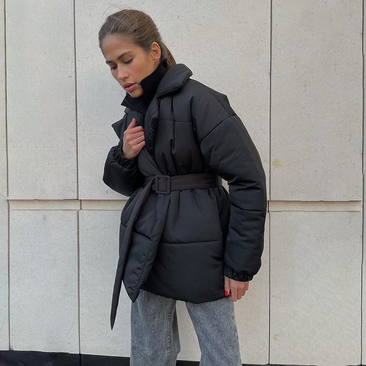Damen modische Steppjacke mit Gürtel und elegantem Kragen Drune
