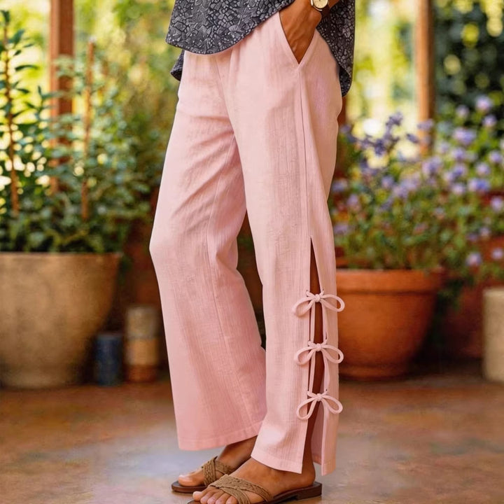 Damen Leichte Sommerhose mit seitlichen Bindegürtel undDekolleté-Schlitzen Drune