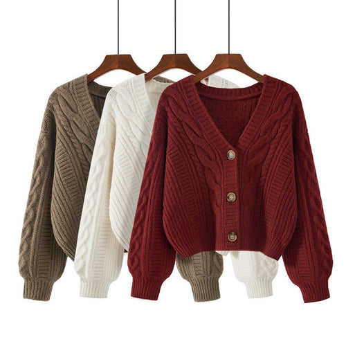 Damen Modische Strickjacke mit Zopfmuster und extravaganten Knopfdetails Drune