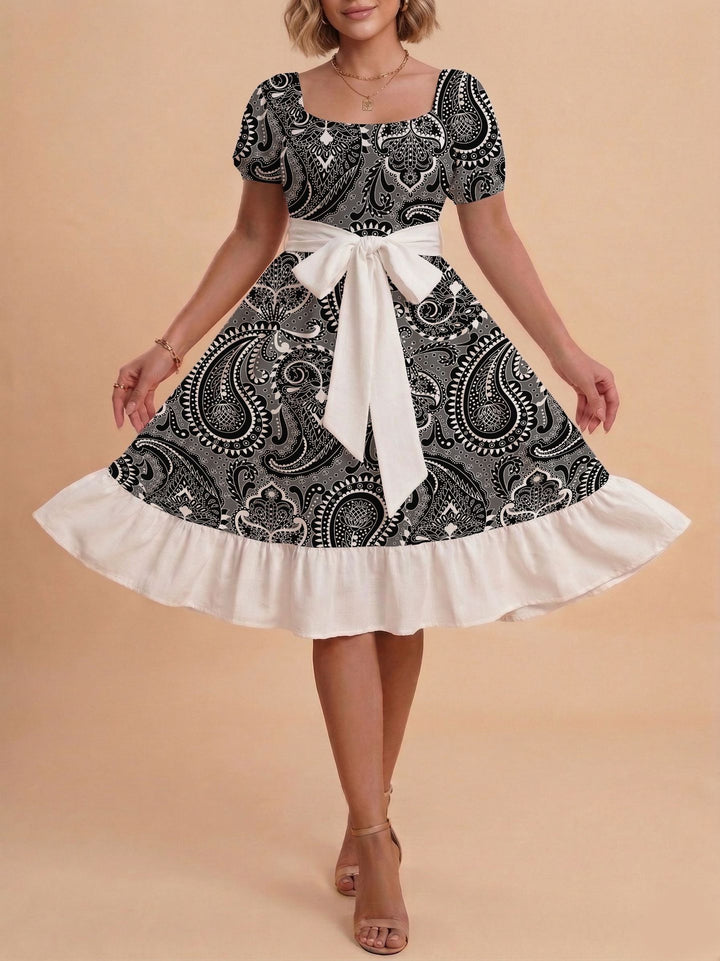 Damen Verspieltes Maxikleid mit Bärenmuster und taillierbarem Band Drune