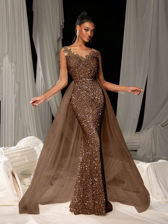 Damen Glamouröses Abendkleid mit schimmerndem Spitzenoberteil und fließendem Tüllumhang Drune
