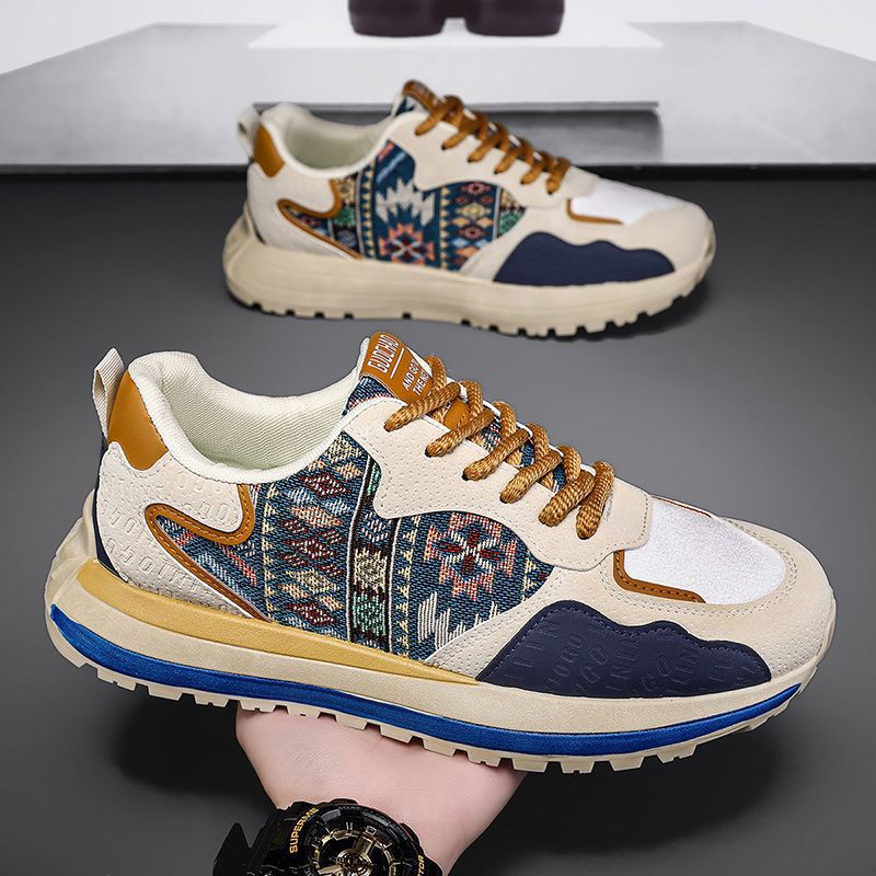 Damen Sportliche Sneaker mit einzigartigem textilem Design und dämpfender Sohle Drune