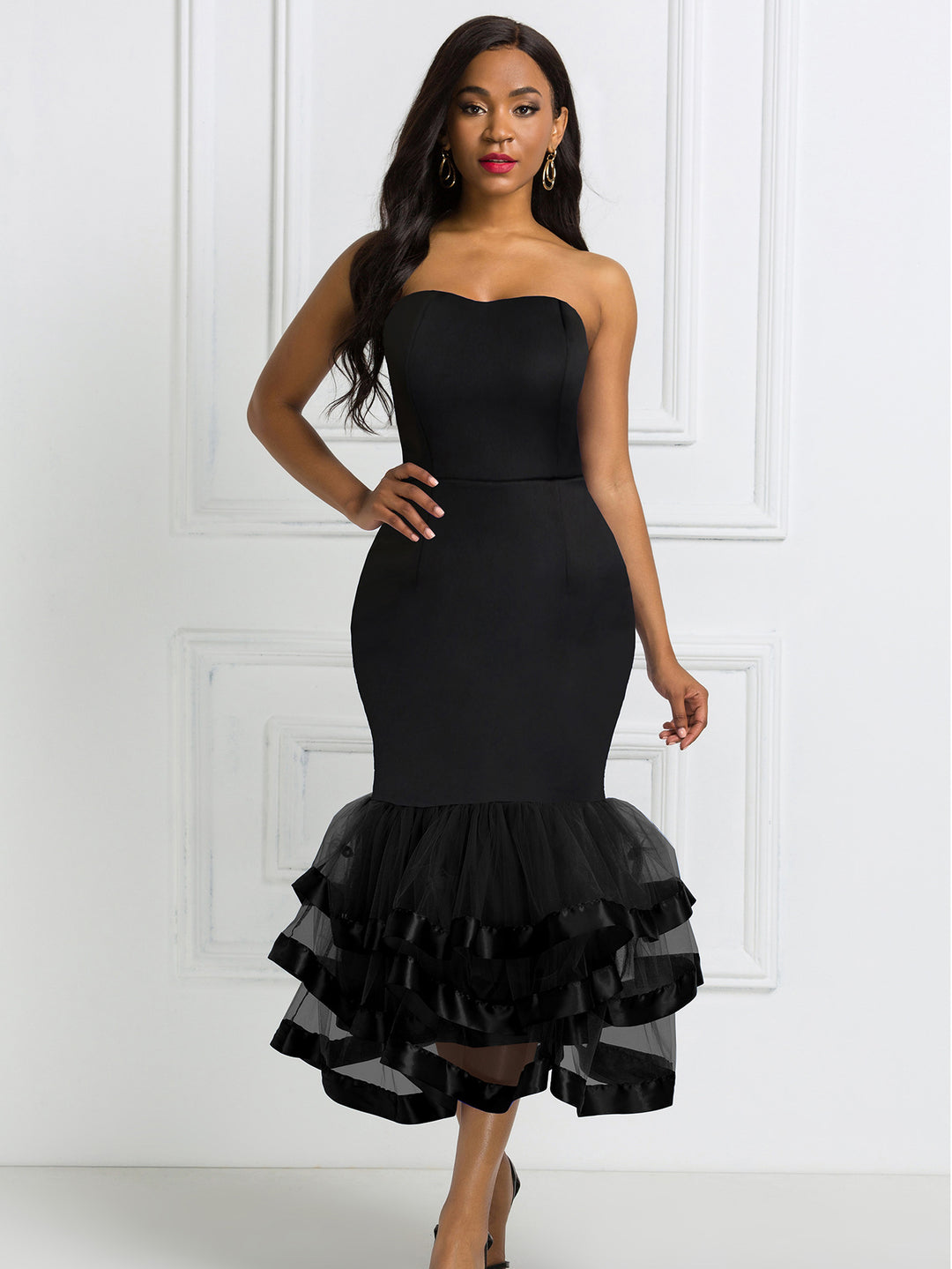 Damen Figurbetontes Abendkleid mit voluminösem Rüschen-Saum Drune