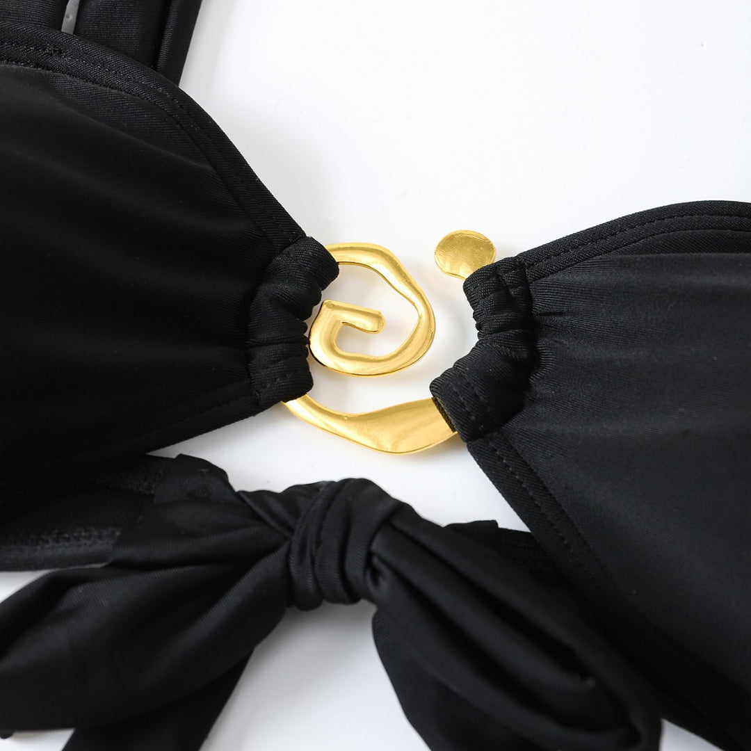 Damen Elegant geschnittenes Bikini-Set mit dekorativen Metallelementen Drune