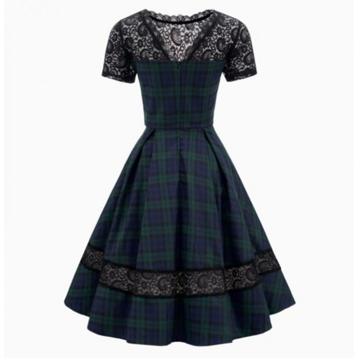 Damen Abendkleid mit Spitzenapplikationen und schwingendem Rock Drune