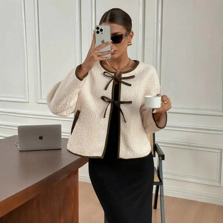 Damen kuschelige Fleecejacke mit eleganten Bindebändern Drune