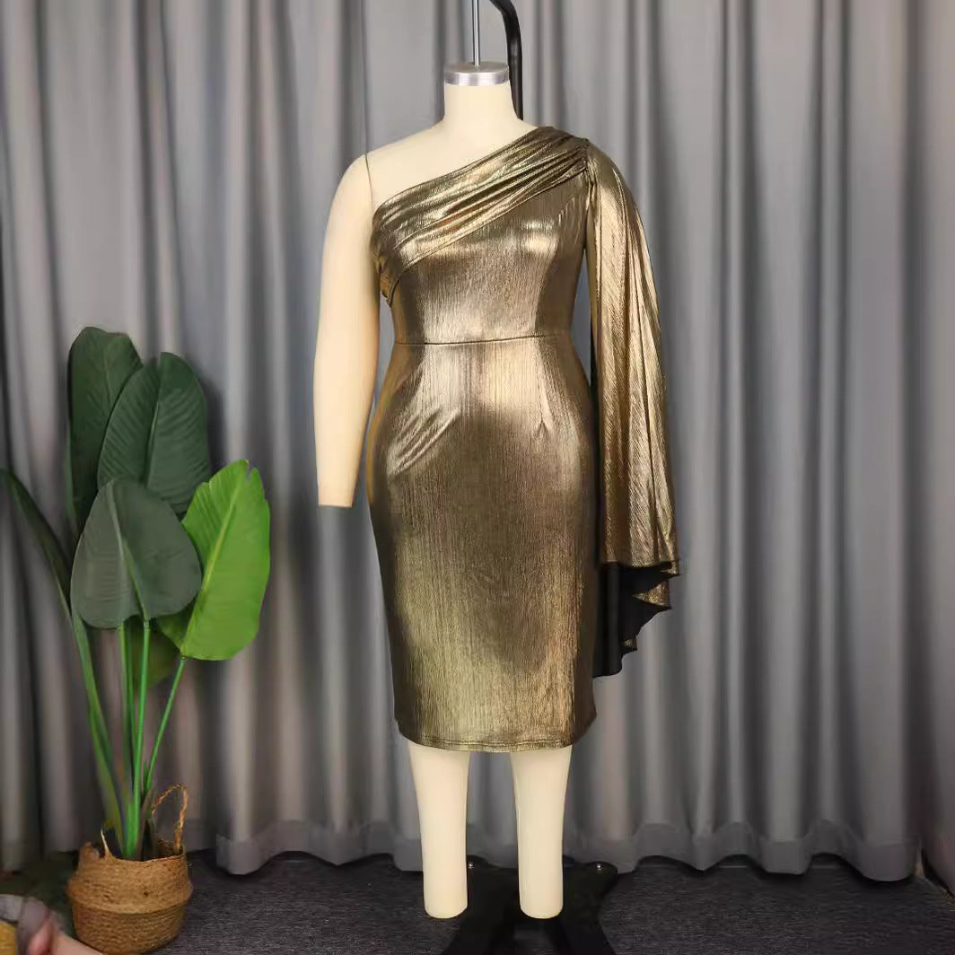 Damen Elegantes Ein-Schulter Kleid mit glänzender Stoffstruktur Drune
