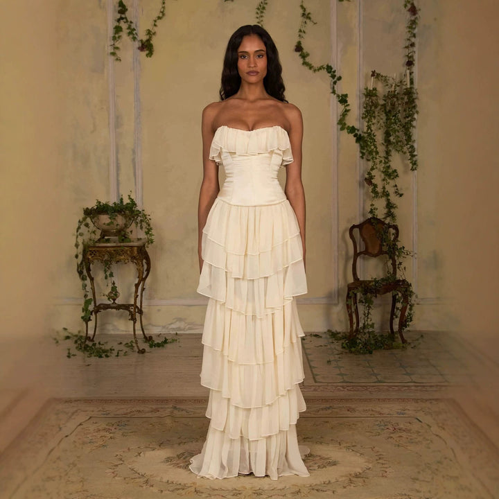 Damen Elegantes, schulterfreies Maxikleid mit fließenden Rüschen Drune