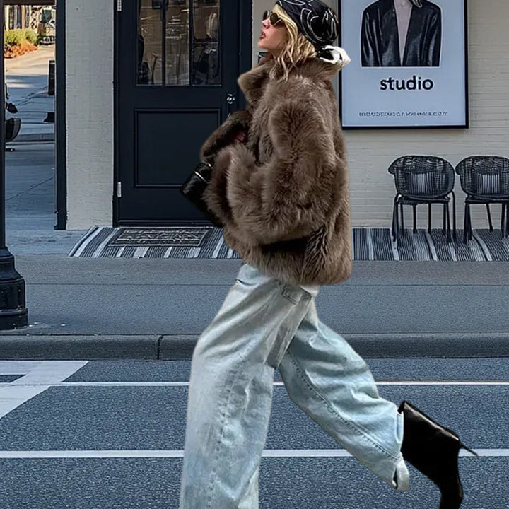 Damen Kunstpelzjacke mit voluminösen Ärmeln und luxuriösem Schnitt Drune
