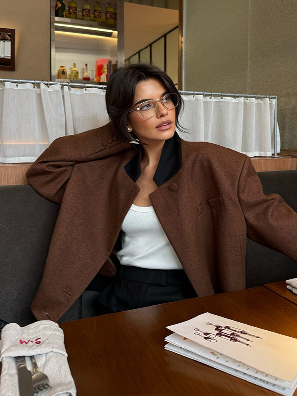 Damen Modische Kurzjacke mit strukturiertem Schnitt und hohen Kragen Drune
