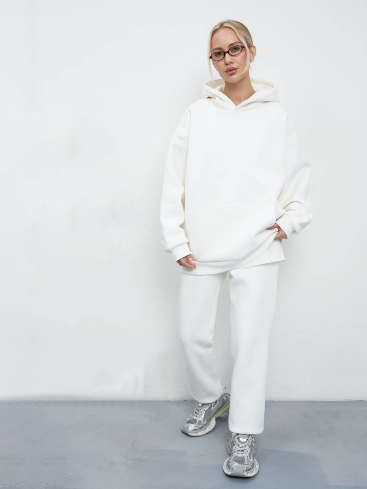 Damen oversized Hoodie und entspannte Sweatpants Drune