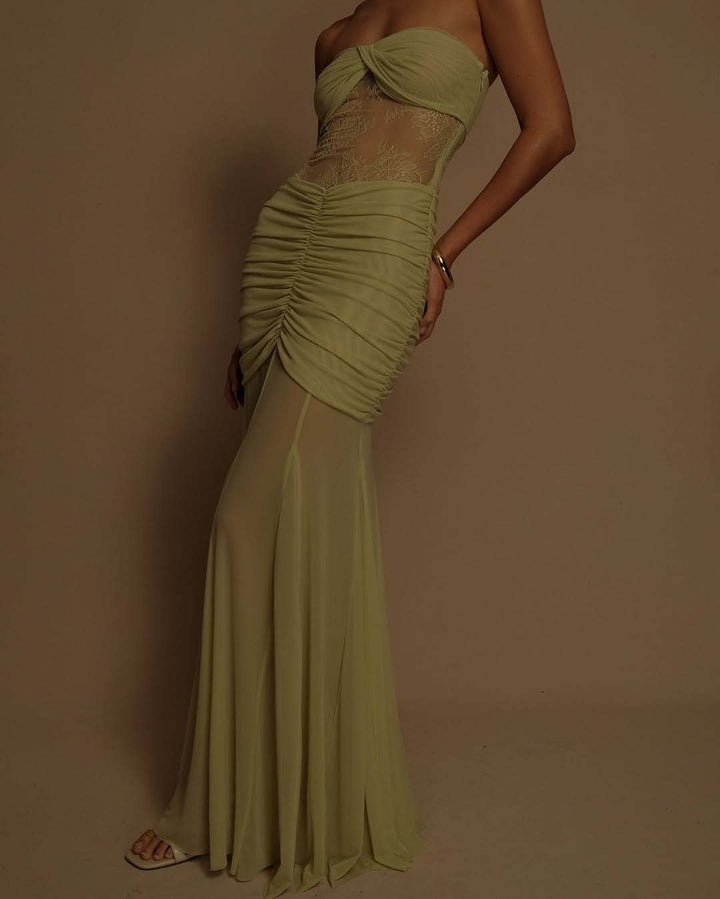 Damen Glamouröses Abendkleid mit Raffungen und Spitze Drune