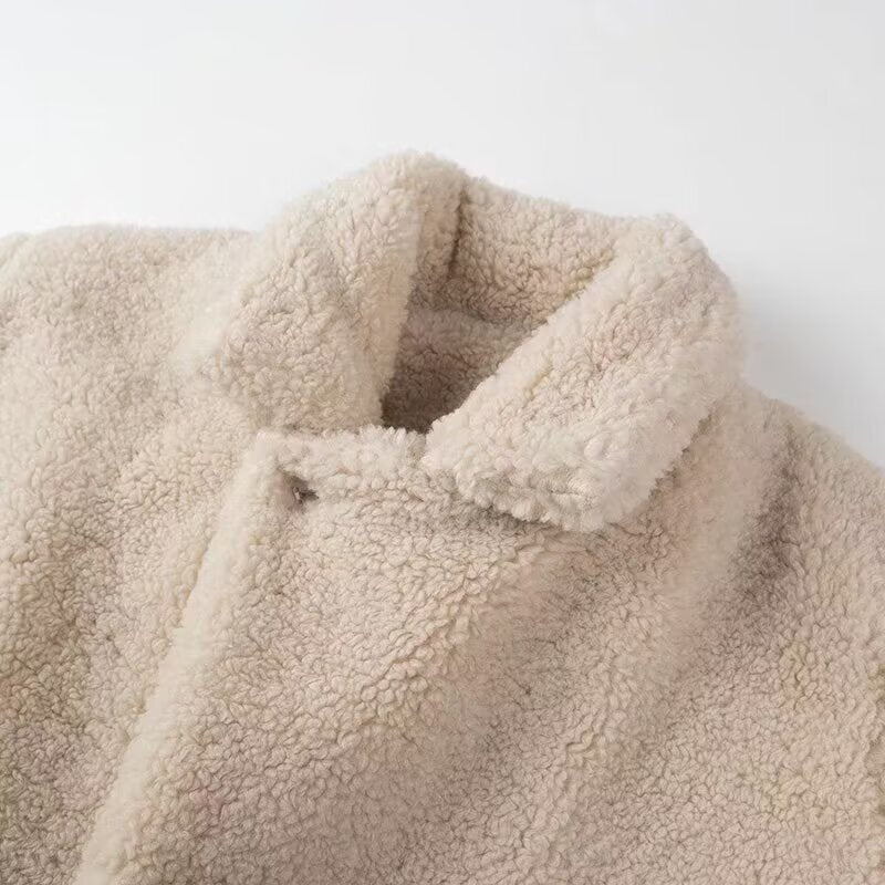 Damen lässige Teddyjacke mit modernem Schnitt und praktischen Taschen Drune