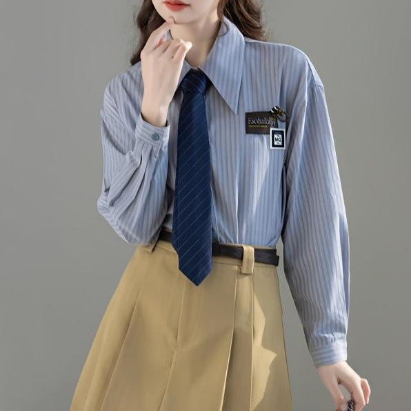 Damen Klassische gestreifte Bluse mit moderner Kragenform Drune