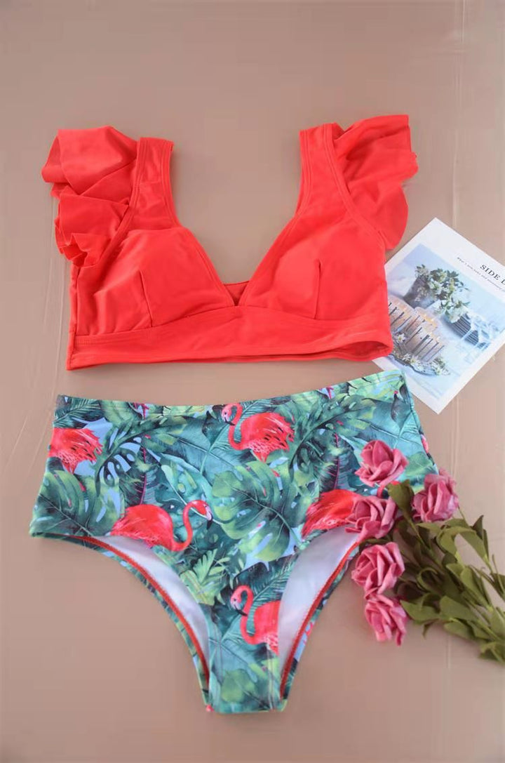 Damen Hochgeschnittener Bikini mit voluminösen Rüschendetails Drune