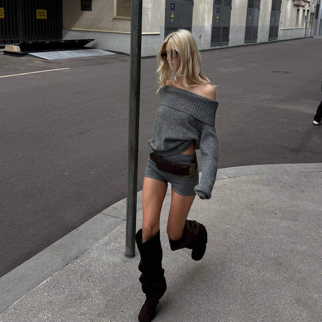 Damen Oversized Strickpullover mit verspieltem Schulterdesign und sportlichen Shorts Drune