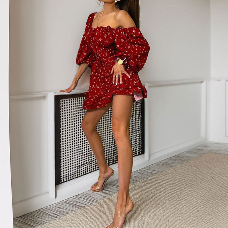 Damen Minikleid mit schulterfreiem Design und rüschengeschichtetem Saum Drune