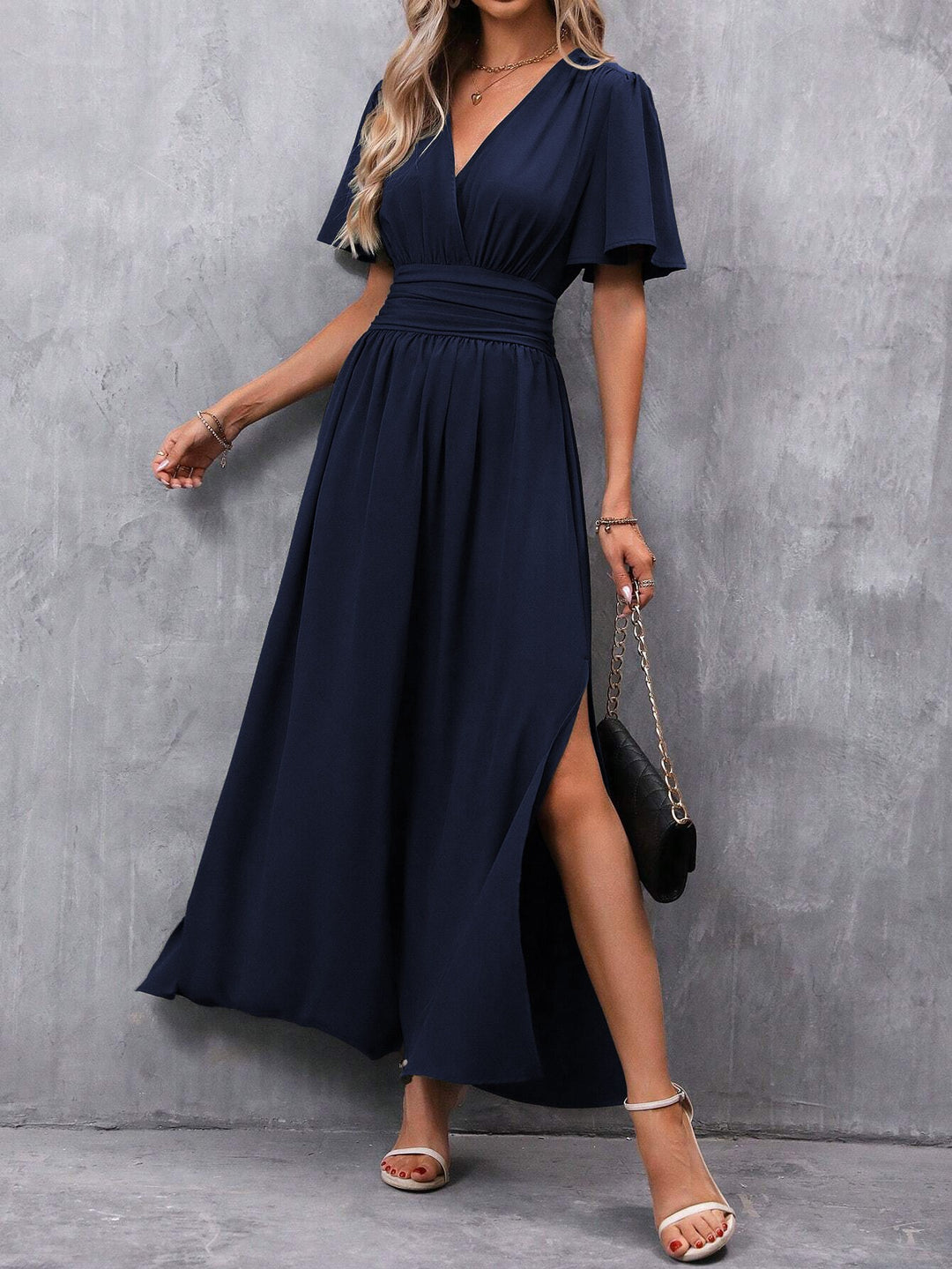 Damen maxikleid mit fließendem Schnitt und eleganten Ärmeln Drune