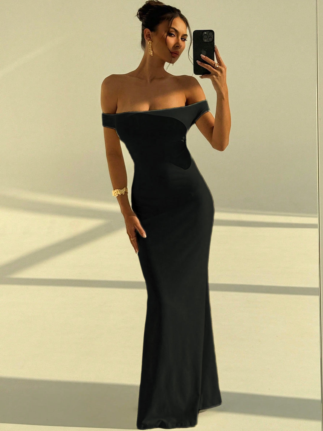 Damen Elegantes Off-Shoulder Maxikleid mit figurbetontem Schnitt Drune