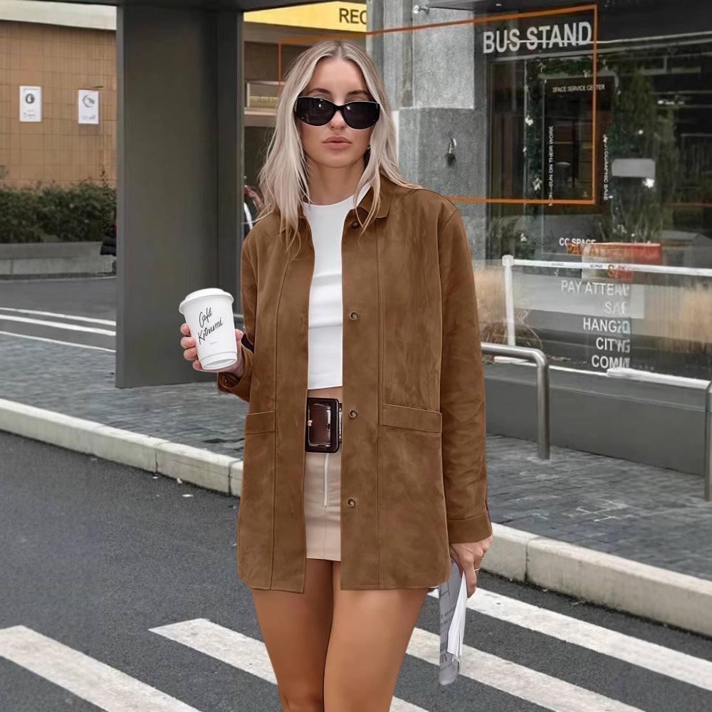 Damen weiche Wildlederjacke mit praktischen aufgesetzten Taschen und elegantem Schnitt Drune