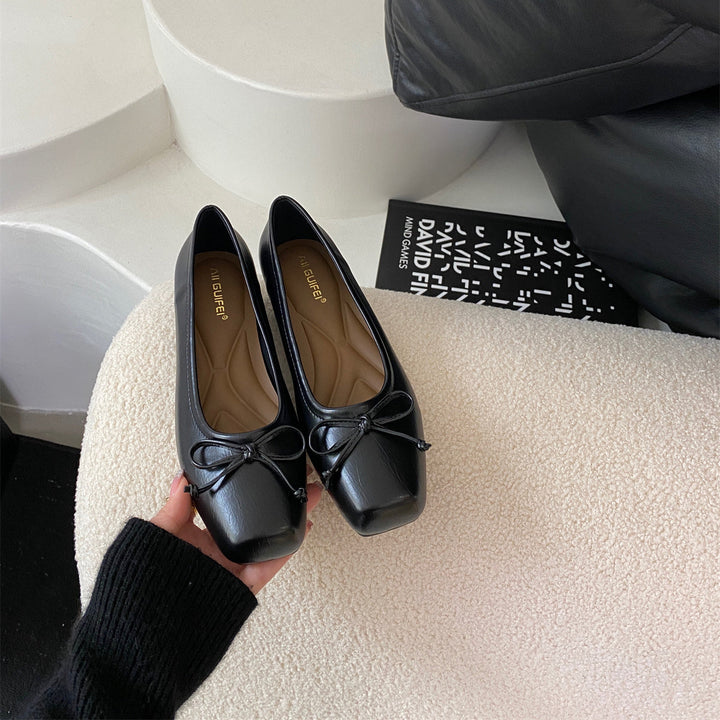 Damen klassisch geschnittene Ballerinas mit zierlichem Schleifenakzent und komfortabler Fußbettung Drune