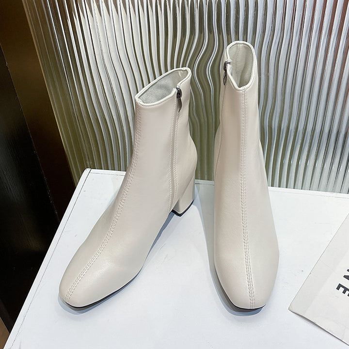 Damen nan elegante knöchelhohe Stiefelette in glatter Lederoptik mit mittelhohem Blockabsatz und dezenter Frontnaht Drune