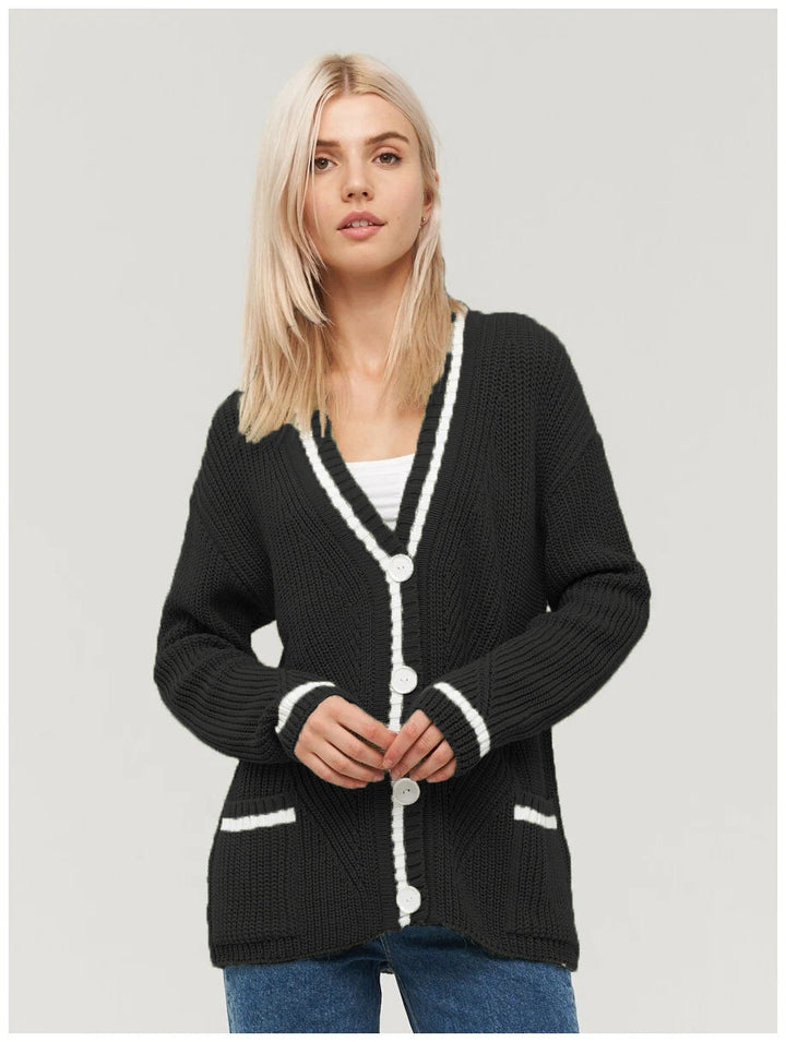 Damen Grobstrickjacke mit praktischen Pattentaschen und kontrastierenden Details Drune