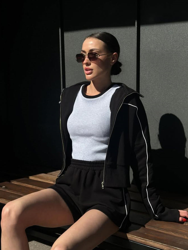 Damen nan athletischer Zweiteiler mit formendem Sportbustier, taillierter Highwaist-Sweatshorts und Zip-Hoodie Drune